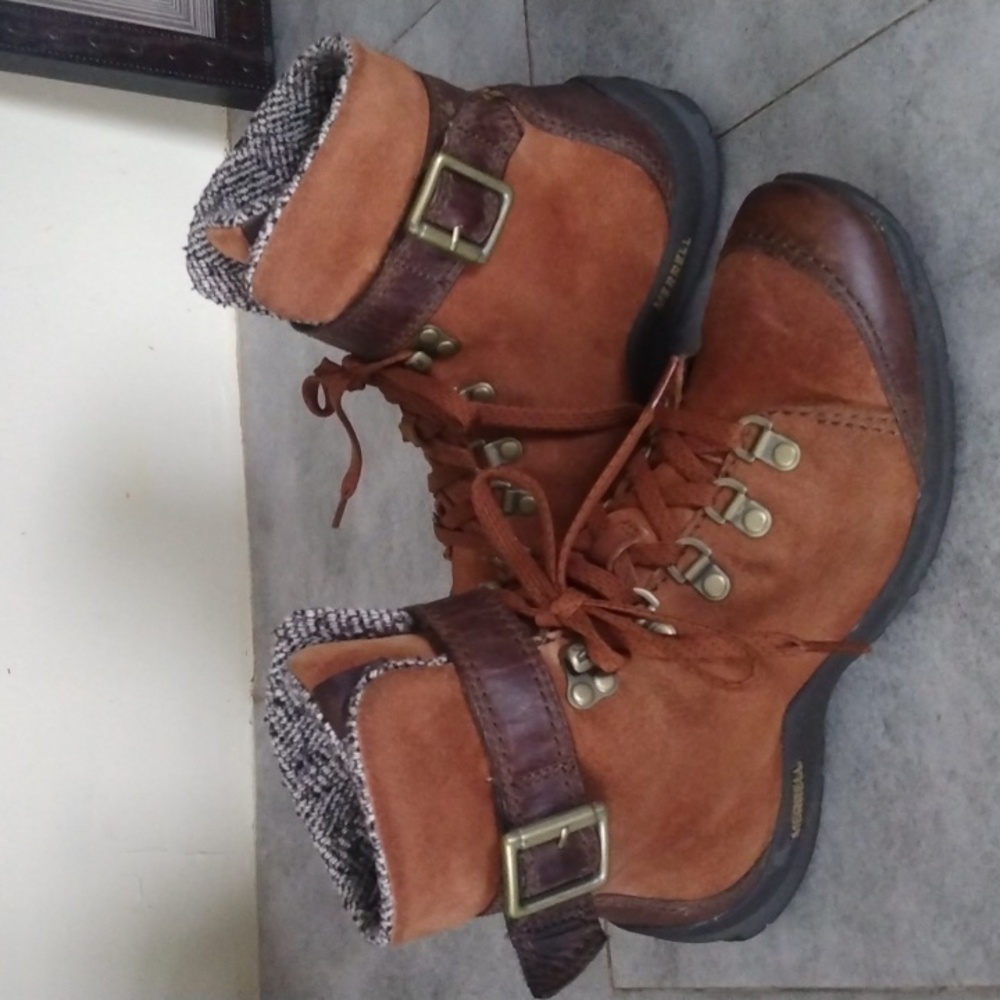 MERRELL BOOTS - Picture 2 of 15